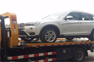 叠彩拖车24小时服务电话